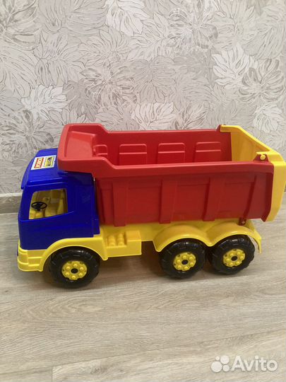 Большой грузовик полесье