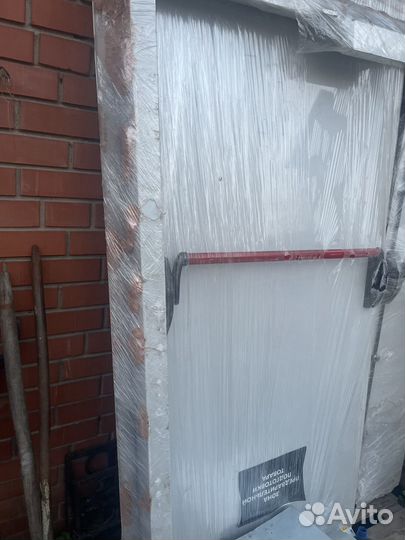 Дверь пожарная