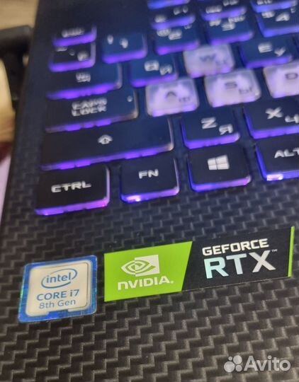 Asus rog strix игровой 8GB RTX 2070. 144Hz