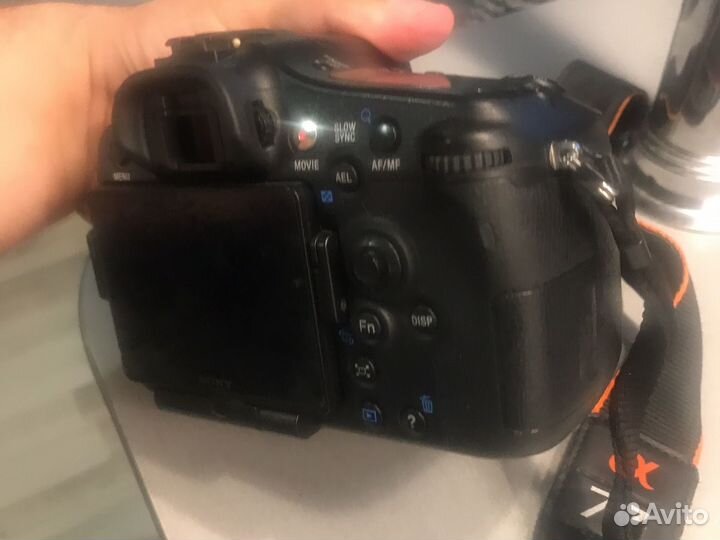 Зеркальный фотоаппарат sony A77