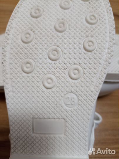 Праздничные туфли для девочки