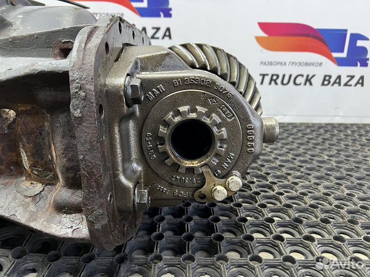 A9443300933 Редуктор среднего моста HD7