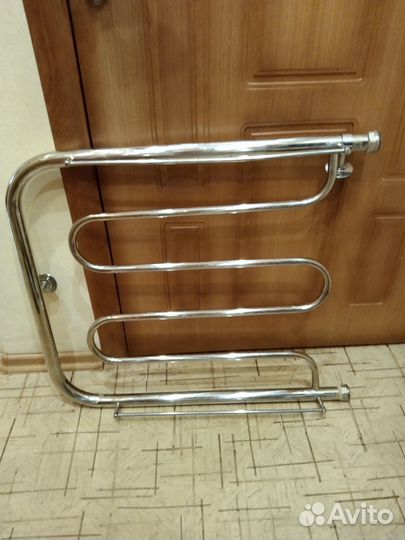 Полотенцесушитель водяной бу 640х630 нерж.сталь