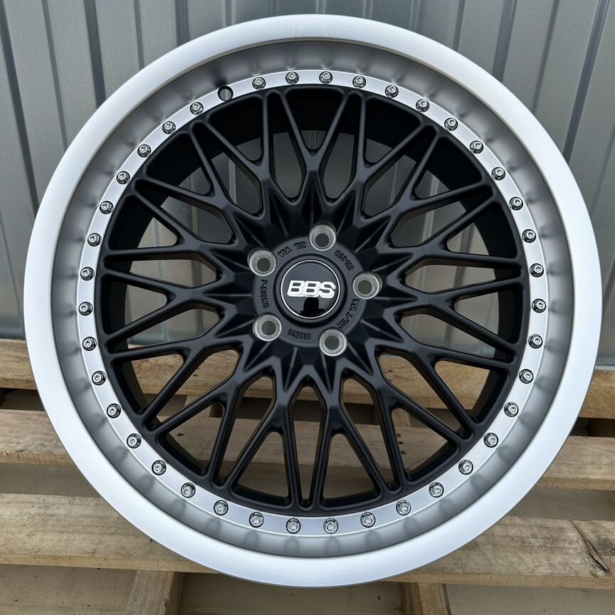 Литые диски Stuttgart 8.5×R19 5×114.3