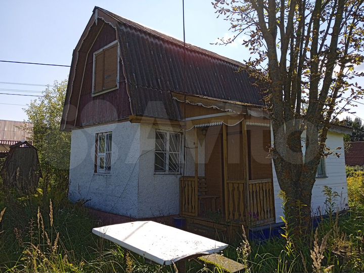 Дача 25 м² на участке 8,2 сот.