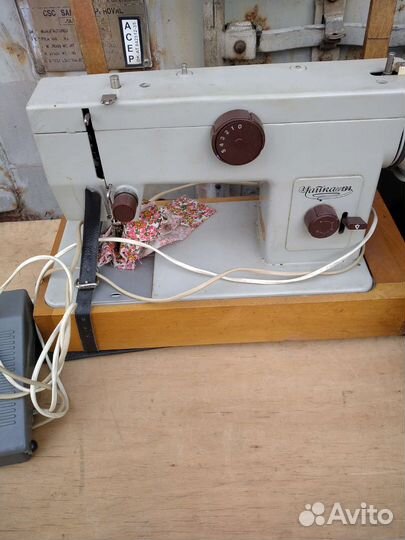 Швейная машина Чайка 134