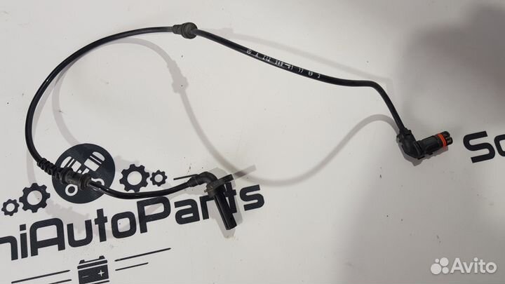 Датчик Абс ABS Передний левый Mercedes W 212 218