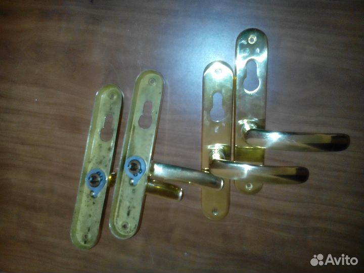 Дверные ручки