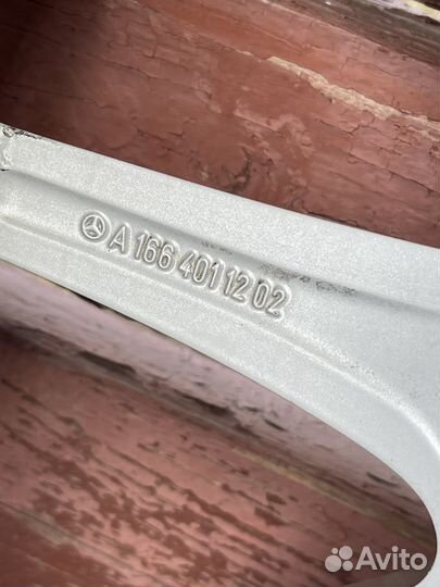 Колеса в сборе r18 на Мерседес