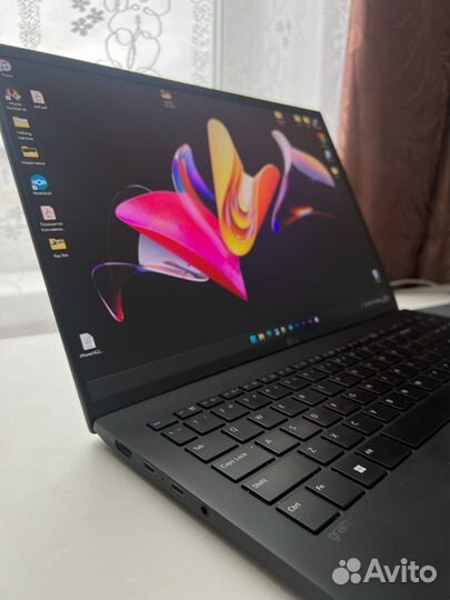 LG Gram 16Z90Q-R.APB9U1 RTX 2050 32Gb RAM 2Tb SSD