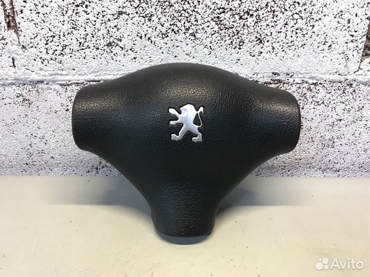 Подушка безопасности в руль Peugeot 206 хетчбек