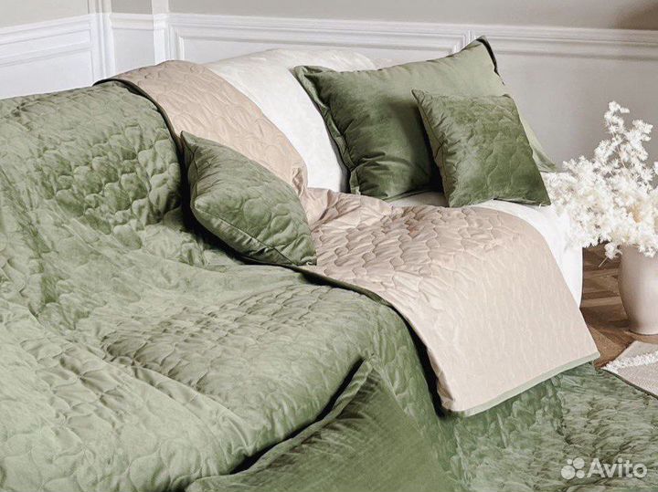 Бархатное покрывало Тэйла (велюровое)