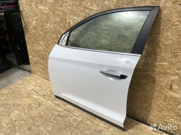 Дверь передняя левая Hyundai Tucson 3 TL