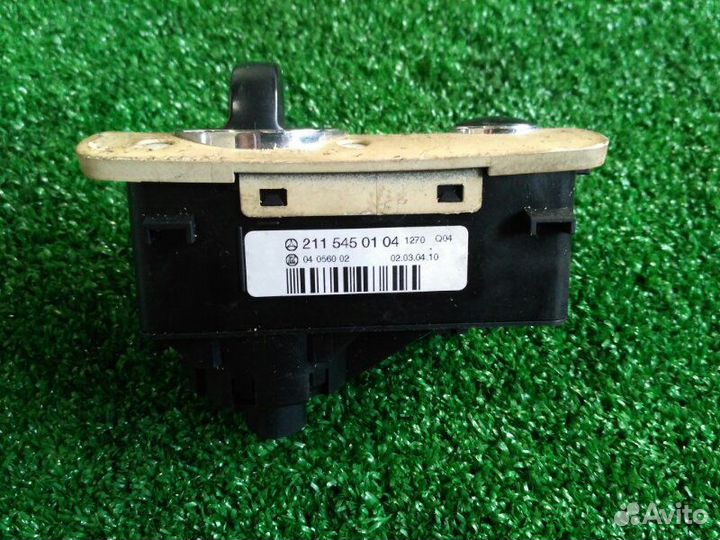 Блок управления светом фар Mercedes-Benz E-Class