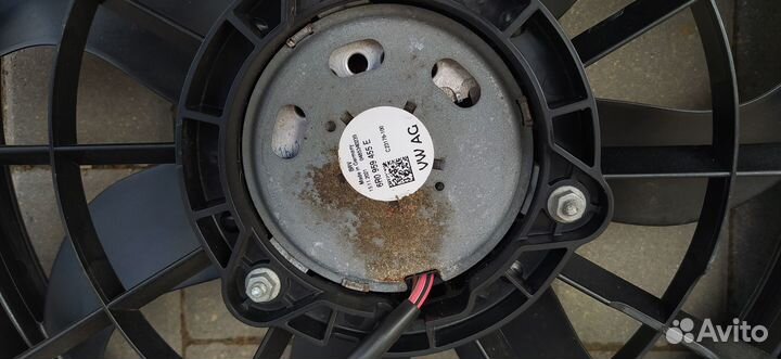 Диффузор радиатора Volkswagen Polo