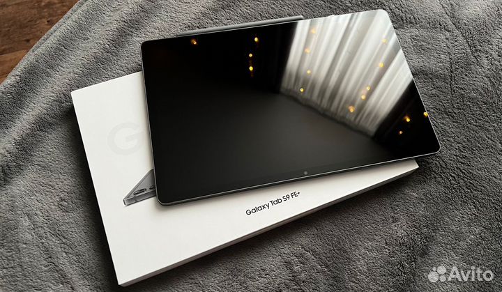 Samsung Galaxy Tab S9 FE+ 12.4 Wi-Fi 12/256Gb