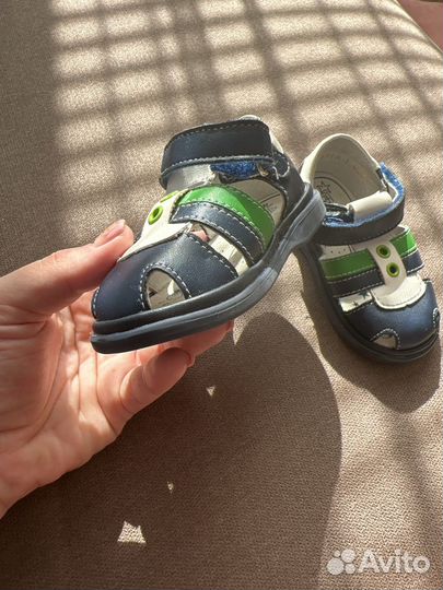 Сандалии топ топ 19р
