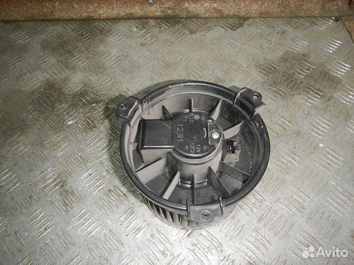 Моторчик отопителя, Lexus (Лексус) -LX (15)