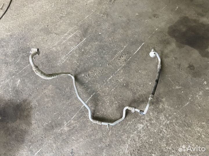 Skoda Octavia A5 трубка кондиционера 1K0820743FP