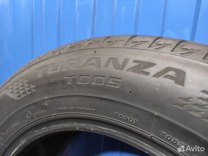 Bridgestone Turanza T005 215/60 R16