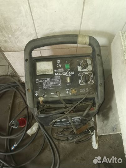 Зарядное пусковое устроиства