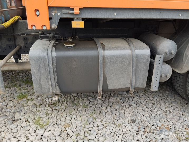 КАМАЗ 54115 с КМУ, 2005