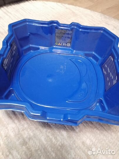 Бейблэйд арена