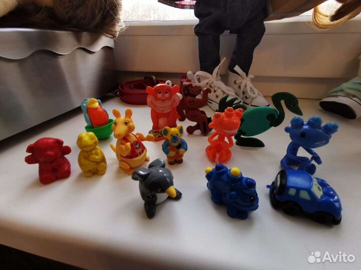 Смешарики из яиц и киндер игрушки