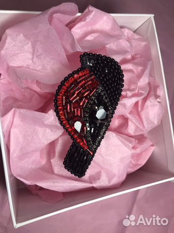 Брошь ручной работы