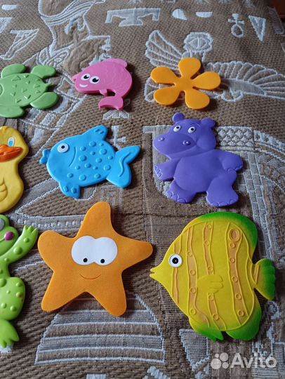 Игрушки для купания в ванной