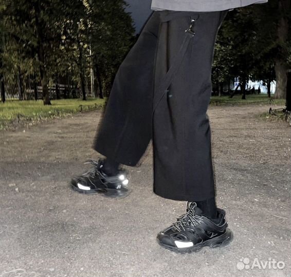 Штаны широкие wna1der