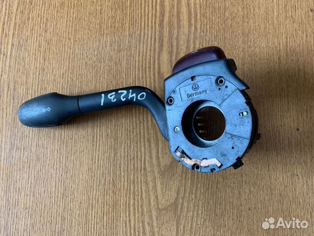 Переключатель повротов Golf III Passat B4