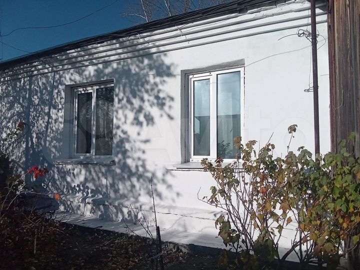 Дом 63 м² на участке 2 сот.