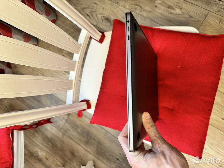 Apple MacBook Pro 15 2019 i9 16/512
