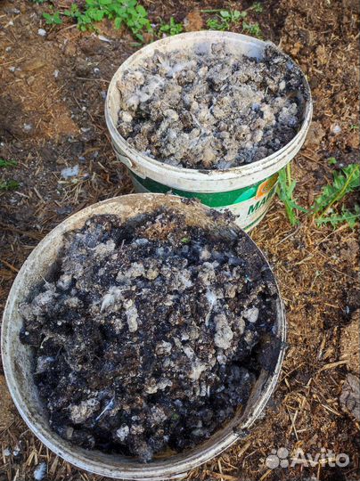 Куриный помет в мешках