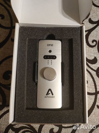 Apogee one звуковой интерфейс