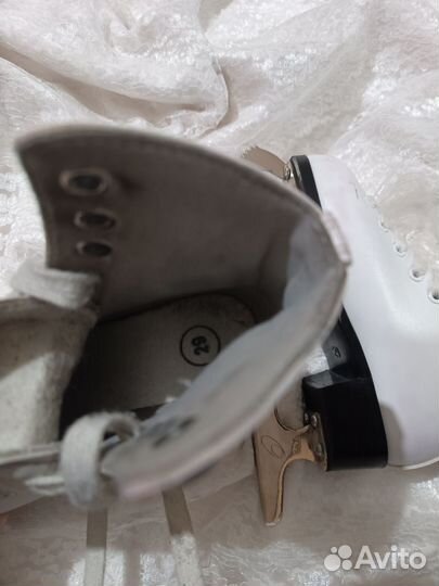 Коньки полупрофессиональные Graf Davos Gold 29