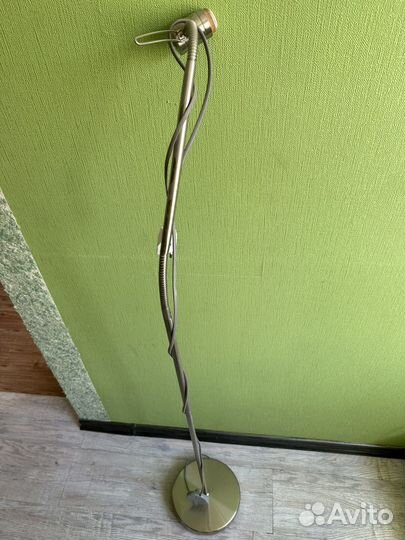 Стол тумба под телевизор торшер