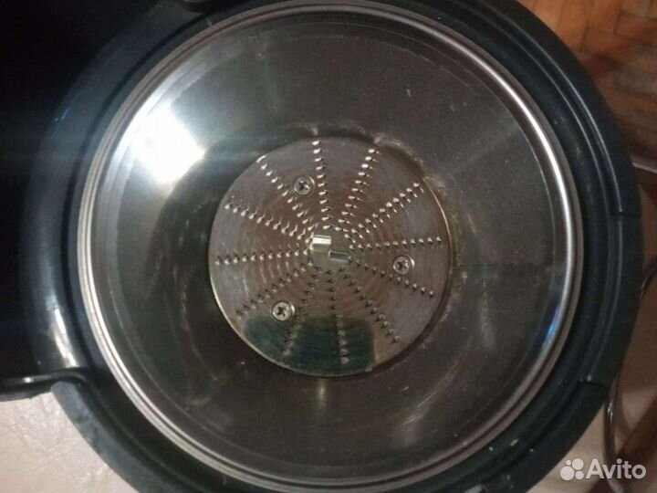 Соковыжималка vitek