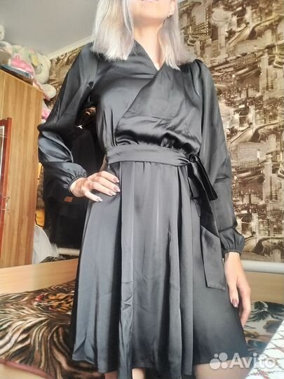 Платье вечернее новое 42