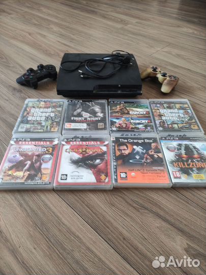 Sony PS3 slim + 8 игр и 2 джойстика