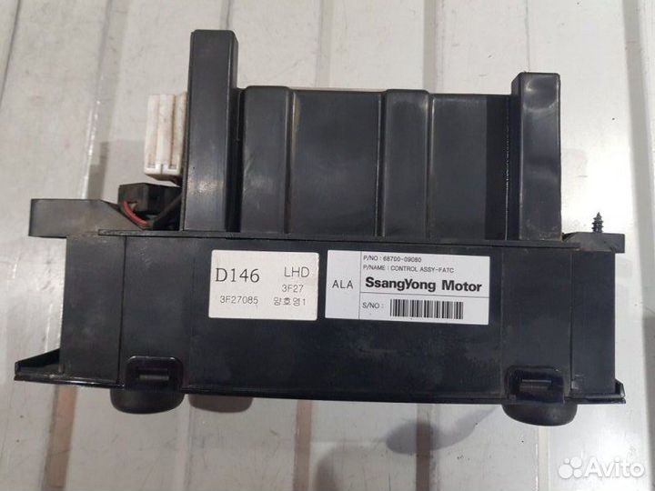 Блок управления отопителем Ssangyong Kyron DJ