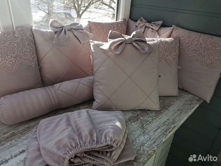 Бортики в кроватку