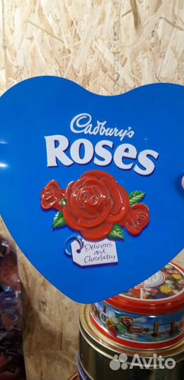 Жестяные банки коробки