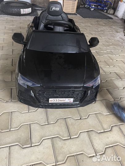 Детский электромобиль audi