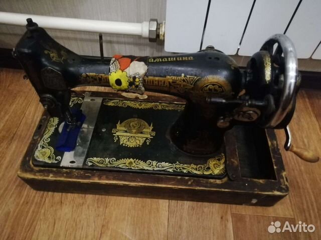 Швейная машина