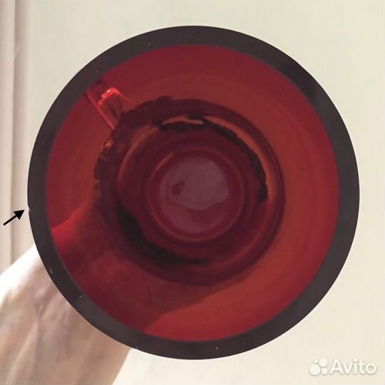 Ваза (графин, кружка) из рубинового стекла