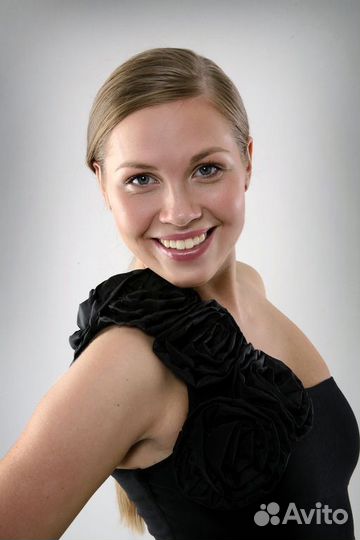 Модель стендистка хостес