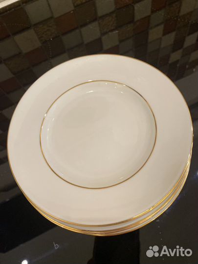 Блюдца диметр 15 см керамика новые 5 шт
