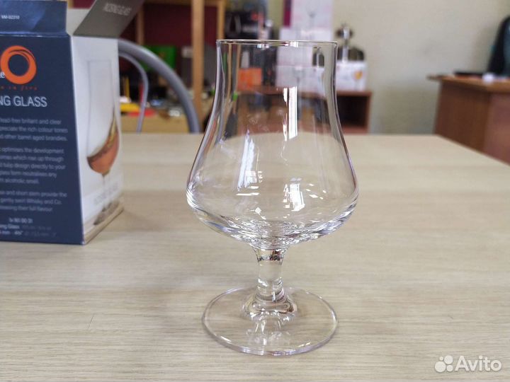 Бокал для бренди, виски, коньяка